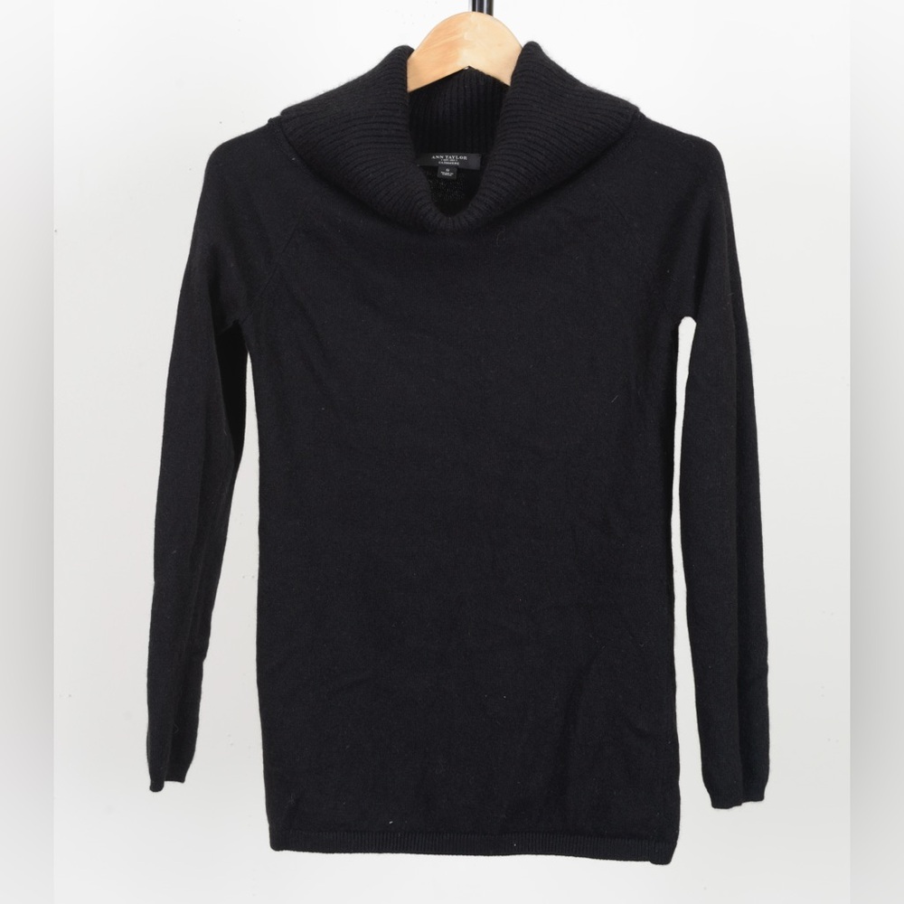 Ann Taylor Cashmere Black Turtle Neck -Black Small